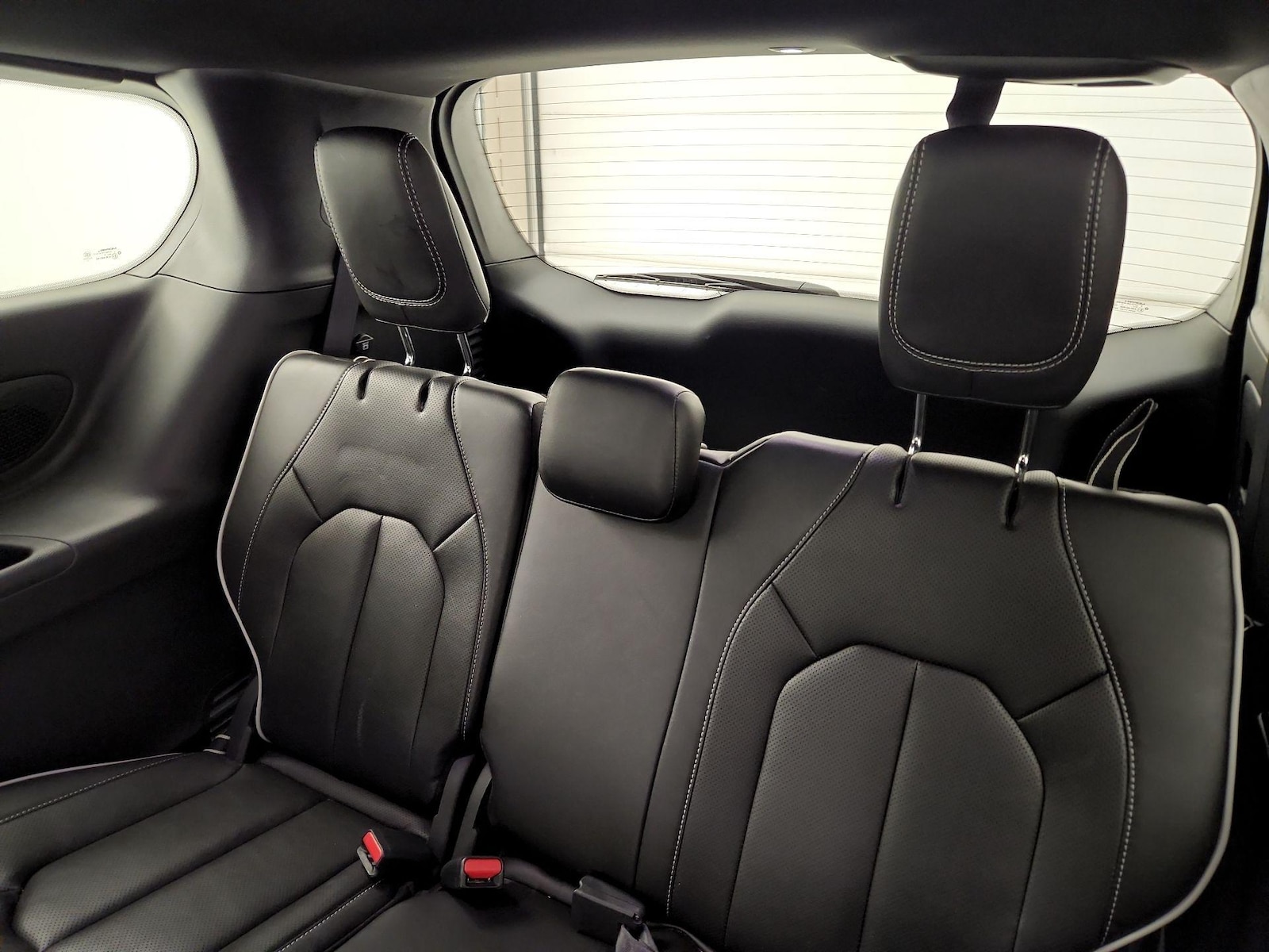 2026 Chrysler Pacifica Limited - Photo 23