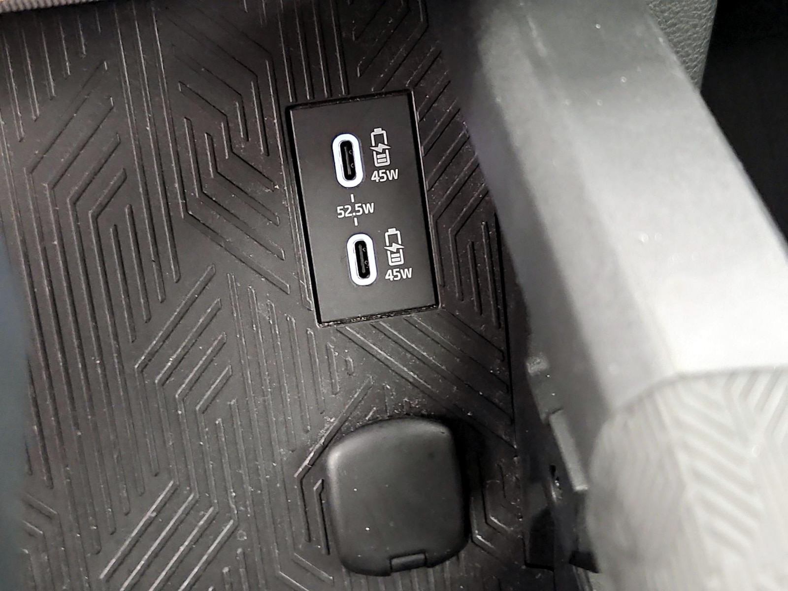 2024 Toyota Tacoma SR5 - Photo 19