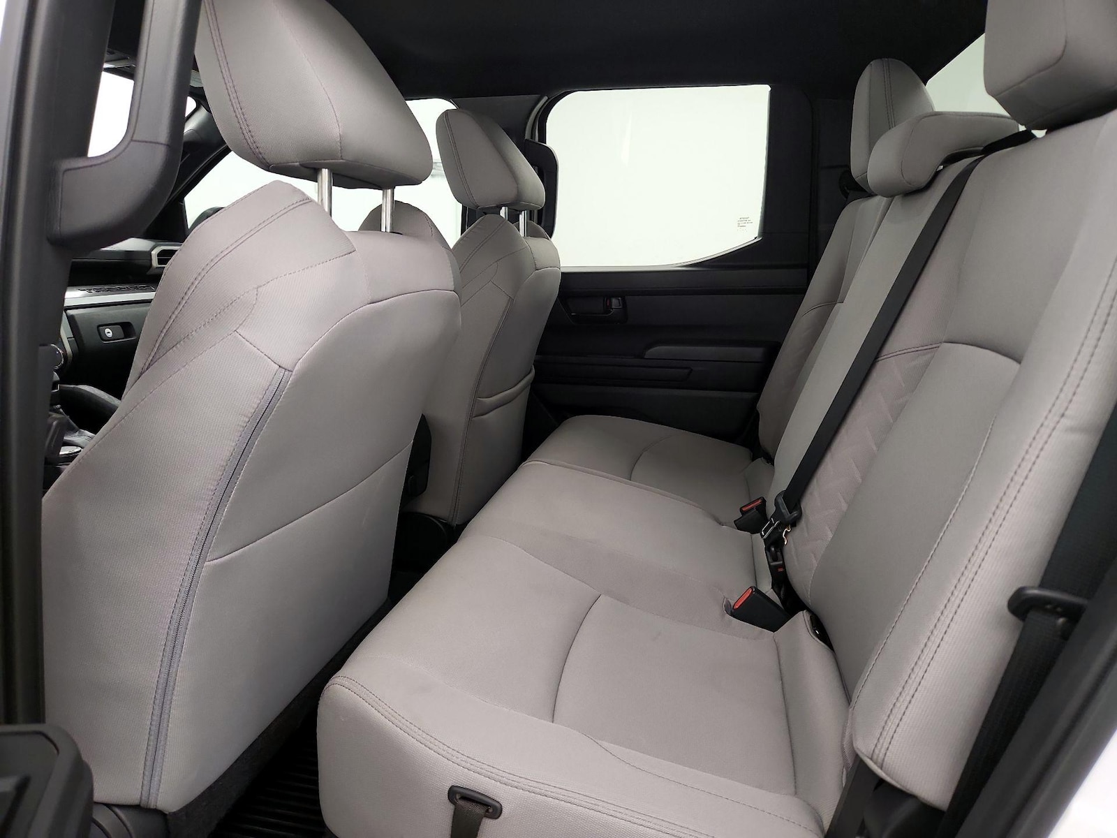 2024 Toyota Tacoma SR5 - Photo 20
