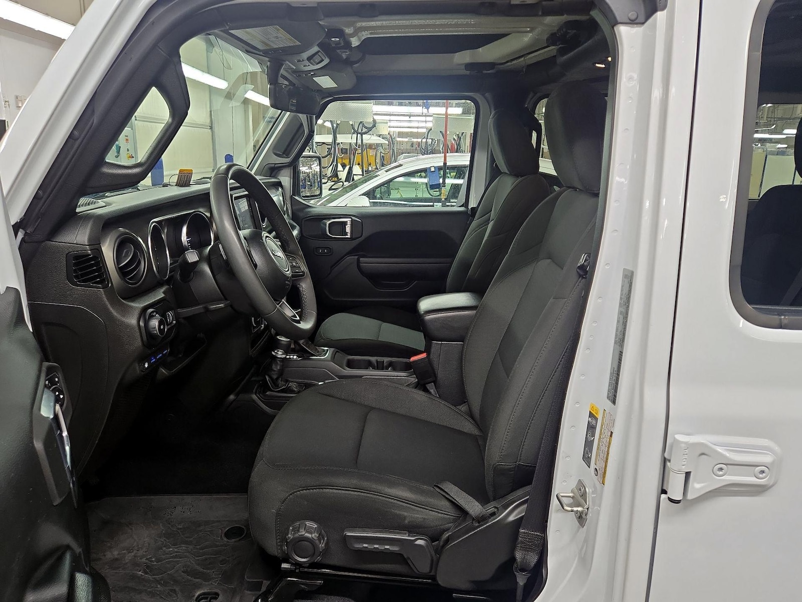 2023 Jeep Wrangler 4xe Willys 4XE - Photo 12