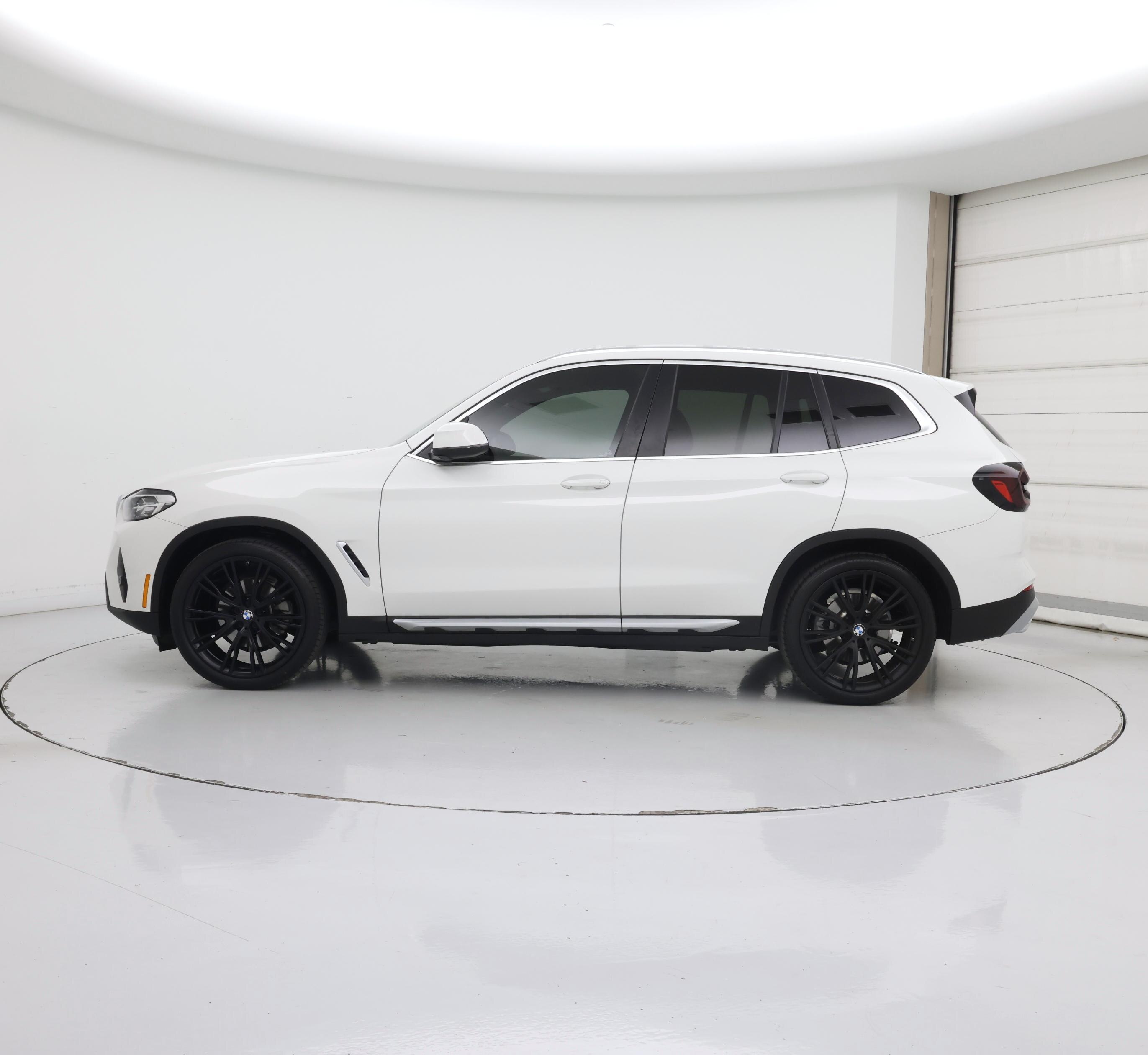 Thumbnail: 2024 BMW X3 - 3