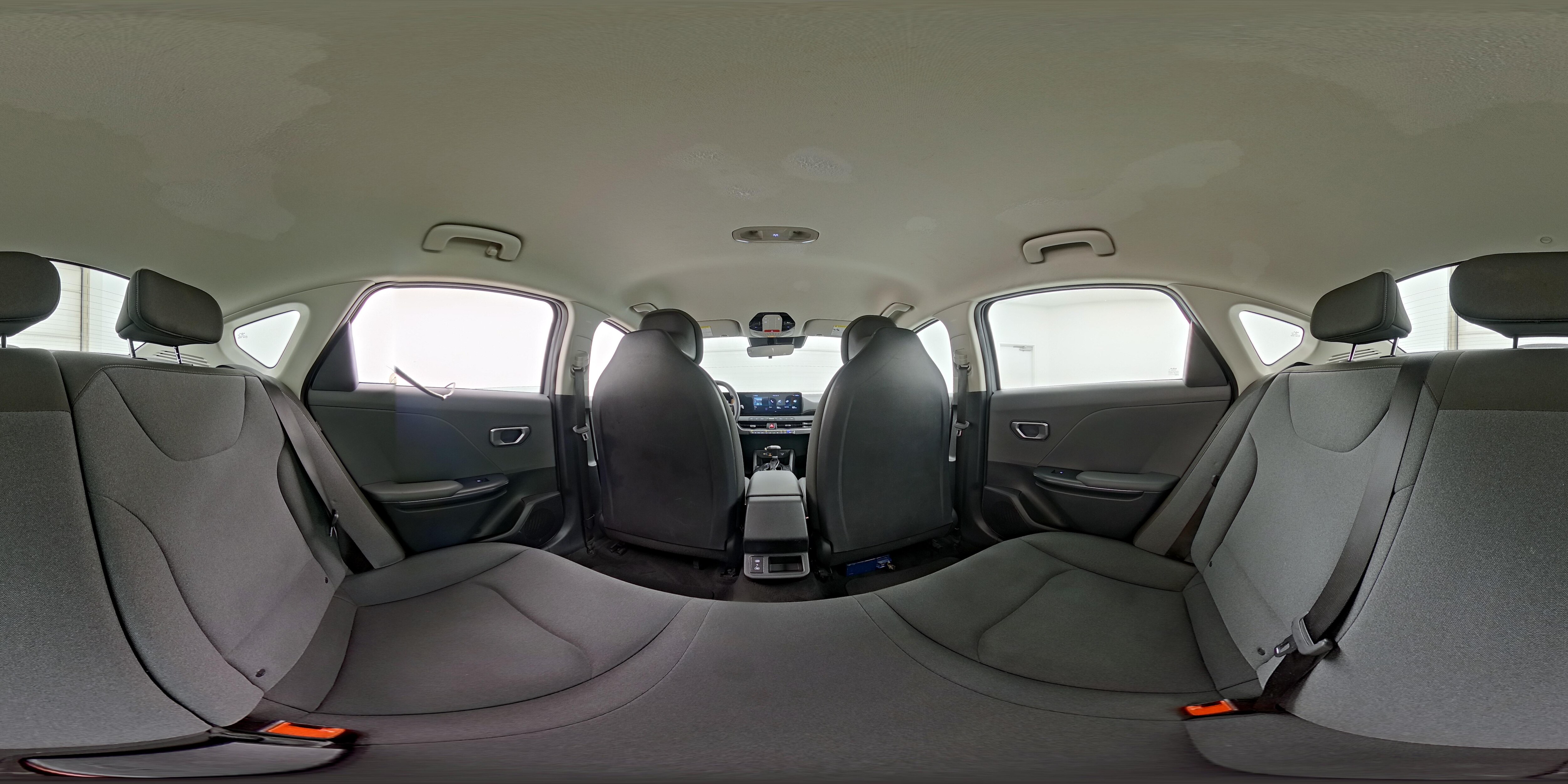 2025 Kia K4 LXS - Photo 25