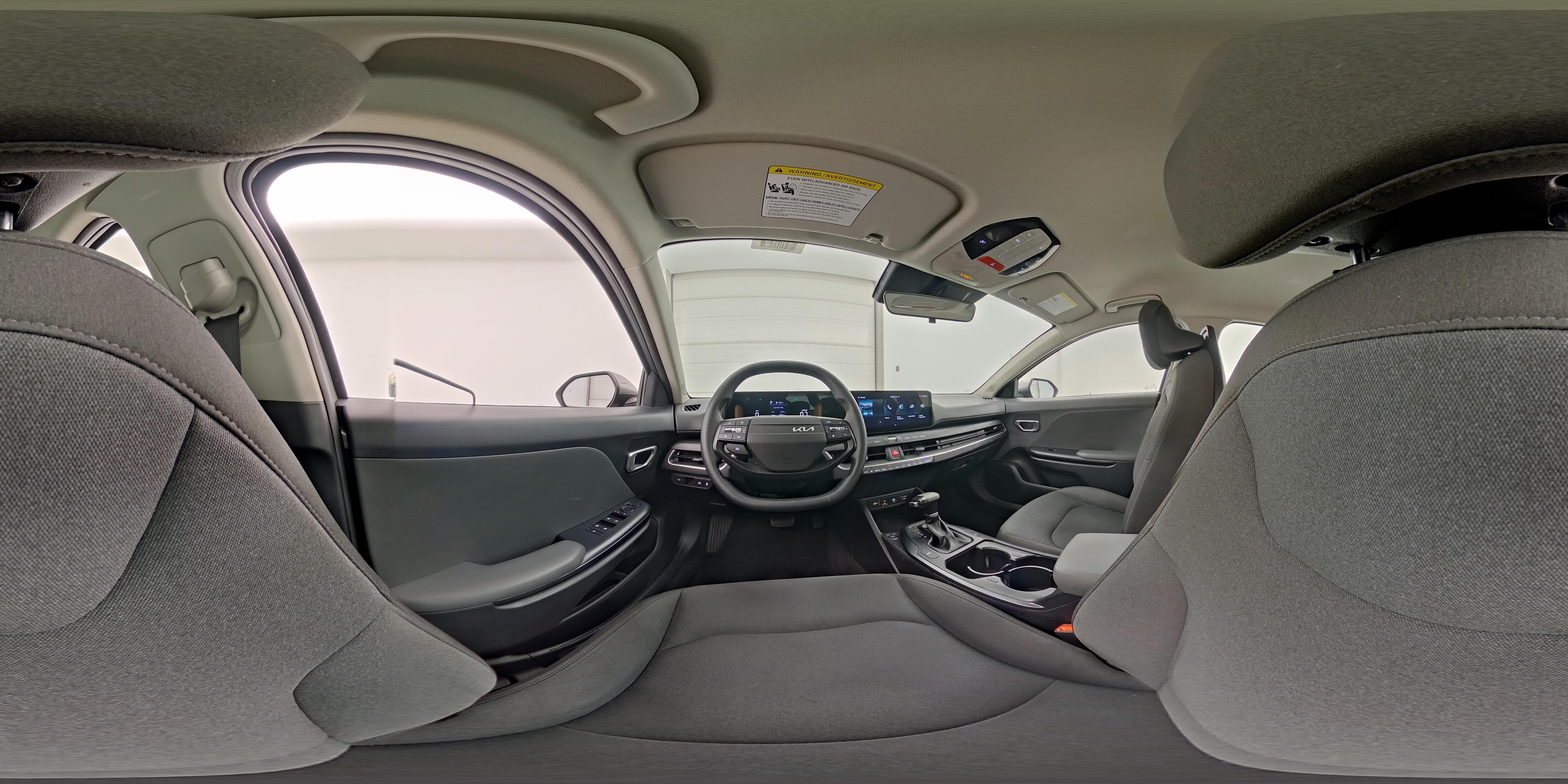 2025 Kia K4 LXS - Photo 26