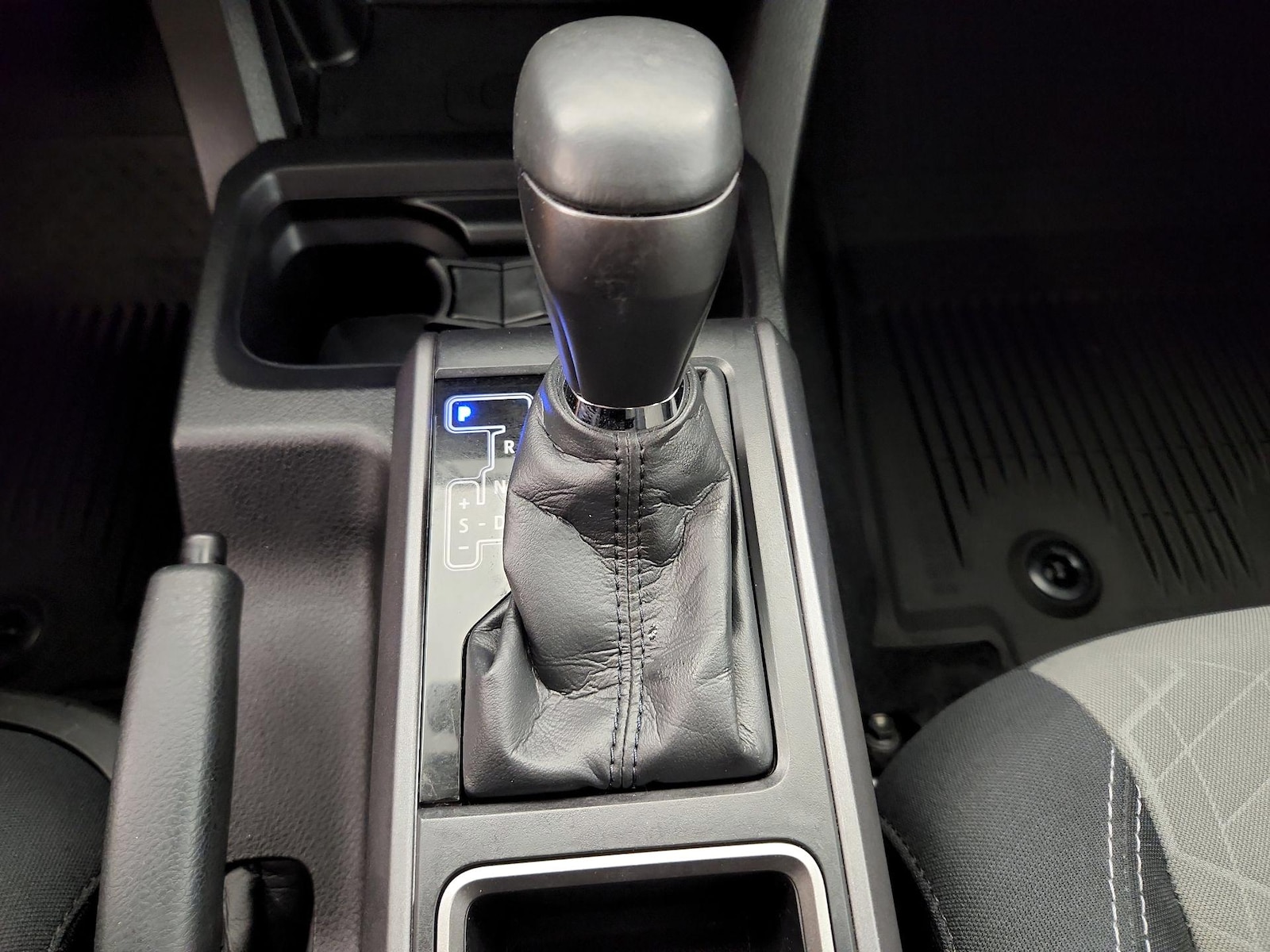 2021 Toyota Tacoma TRD Sport - Photo 18