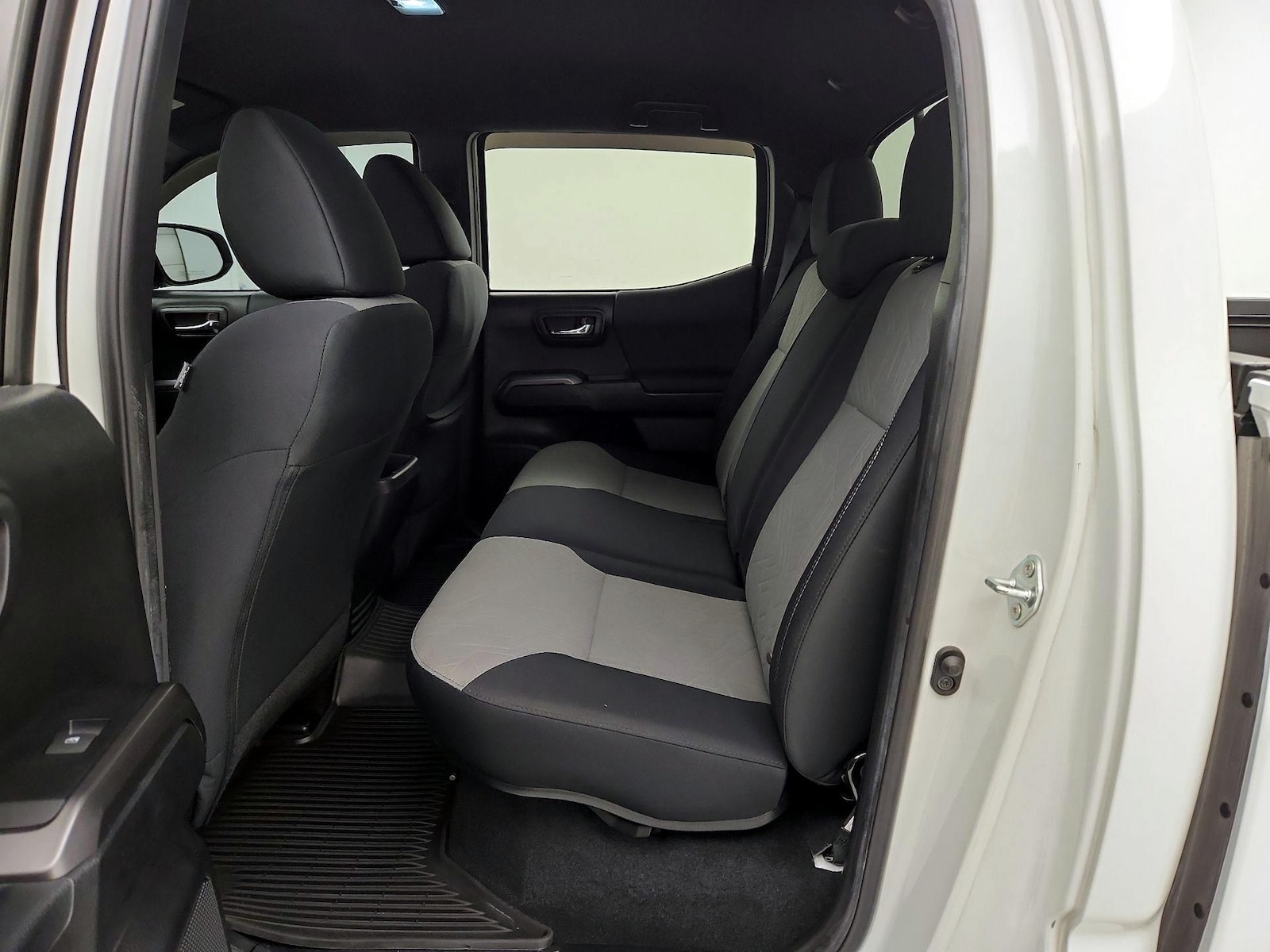 2021 Toyota Tacoma TRD Sport - Photo 20