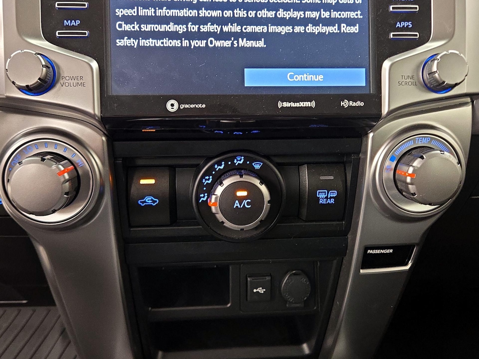 2024 Toyota 4Runner SR5 Premium - Photo 18