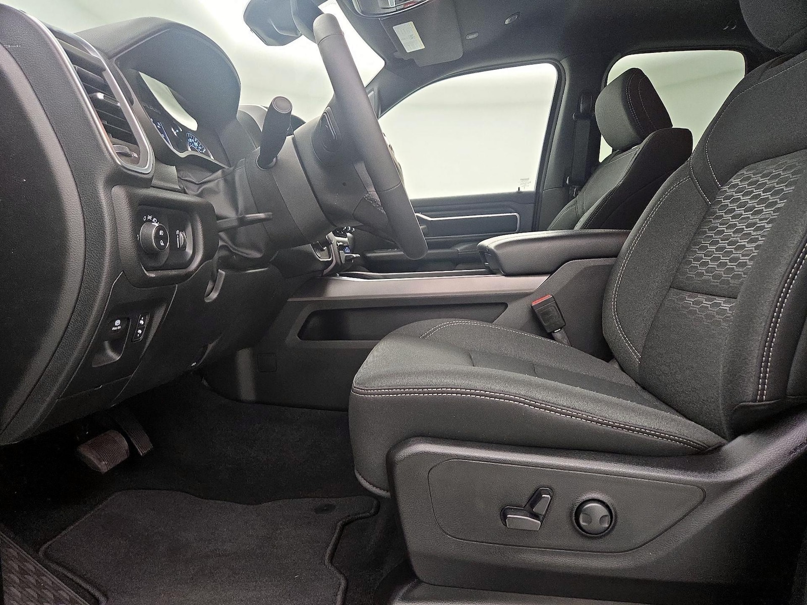 2025 RAM Ram 1500 Pickup Big Horn/Lone Star - Photo 12