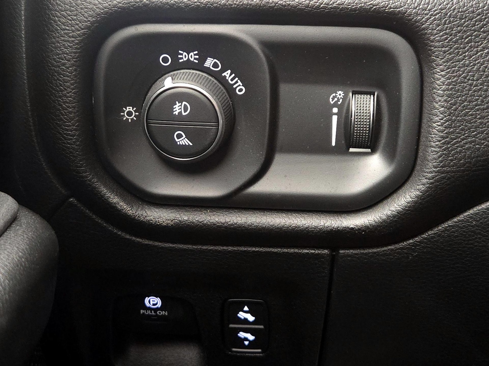 2025 RAM Ram 1500 Pickup Big Horn/Lone Star - Photo 14
