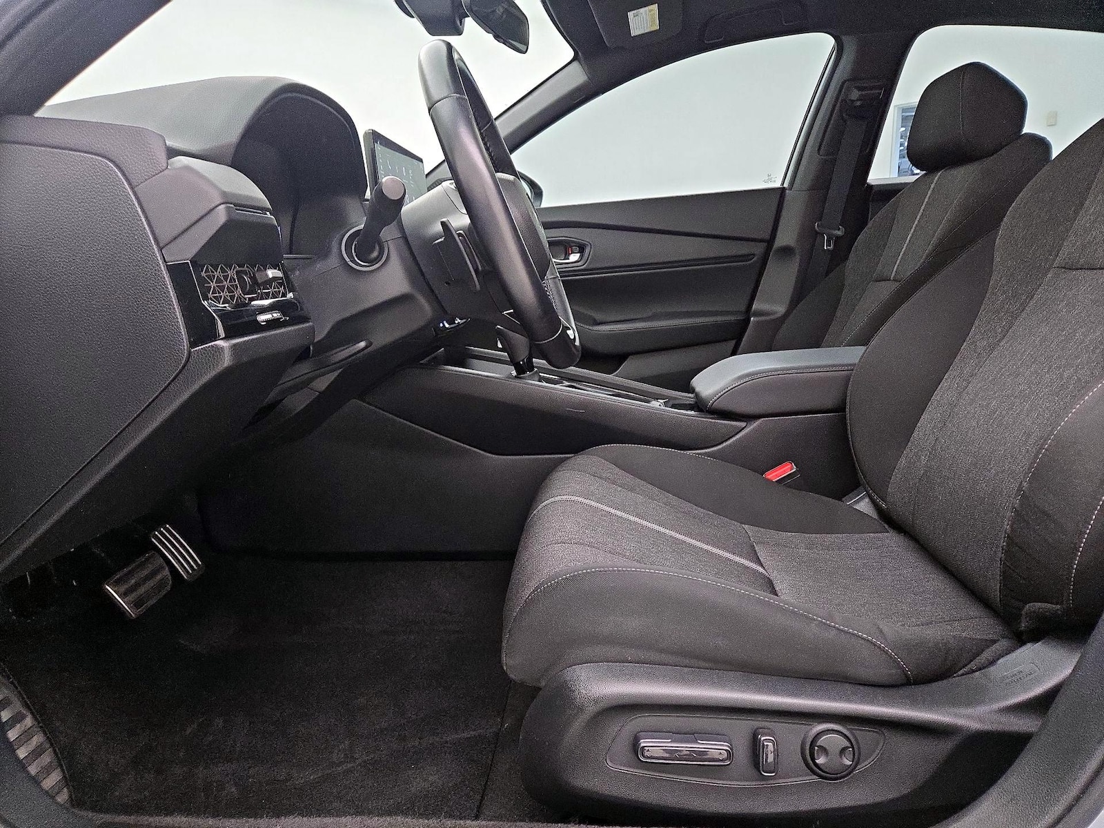 2024 Honda Accord Hybrid Sport - Photo 12