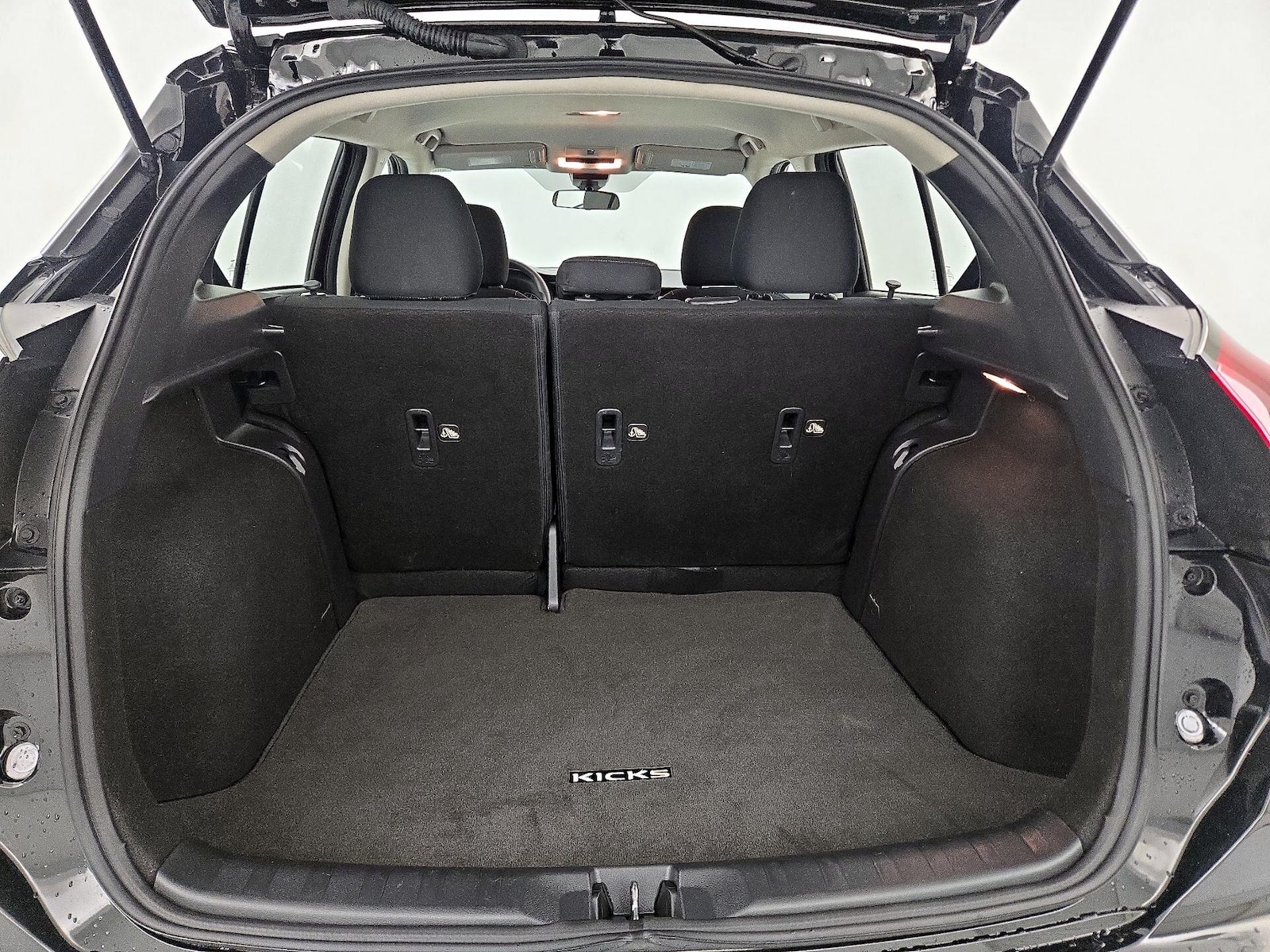 2024 Nissan Kicks SV - Photo 20