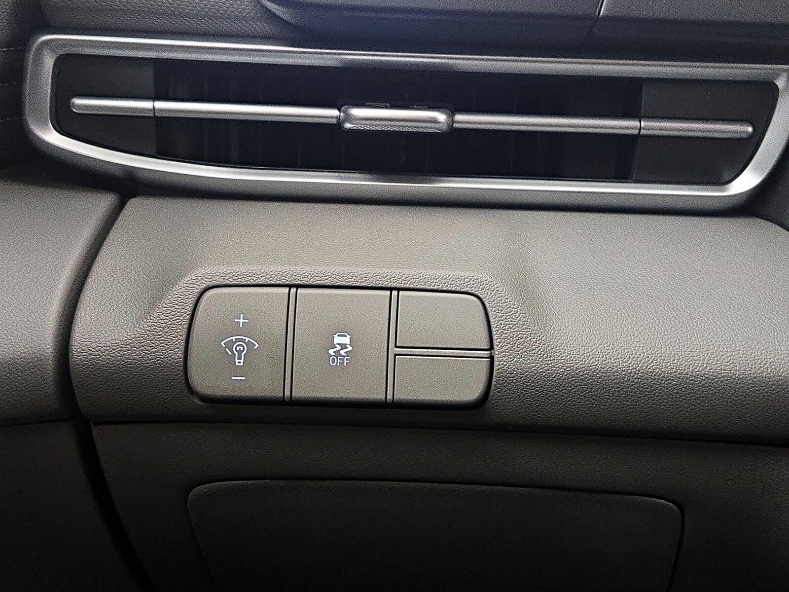 2026 Hyundai Elantra SEL Sport - Photo 14