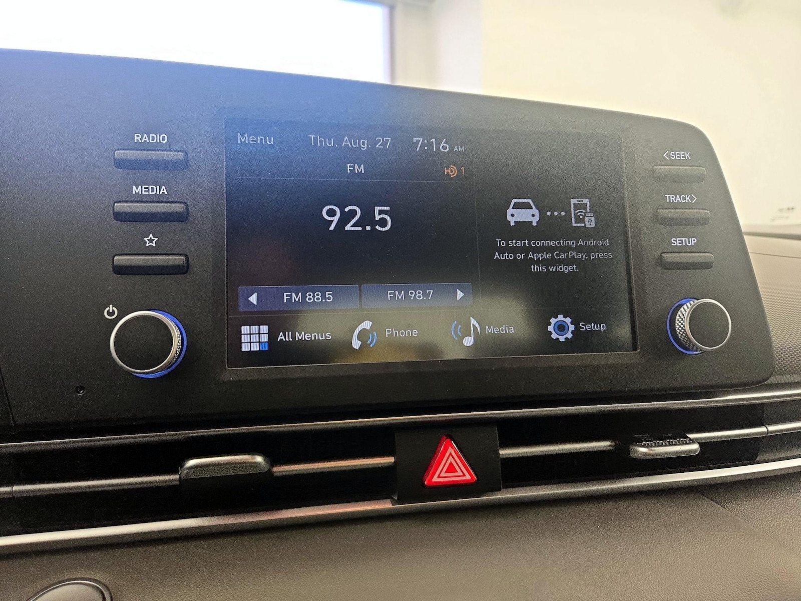 2026 Hyundai Elantra SEL Sport - Photo 16