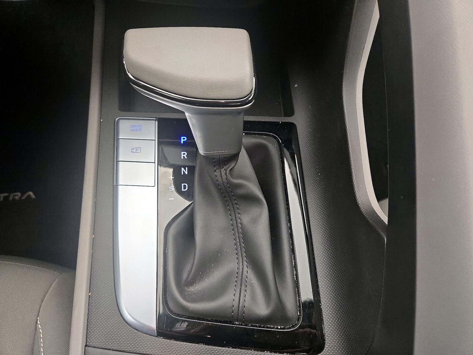 2026 Hyundai Elantra SEL Sport - Photo 18