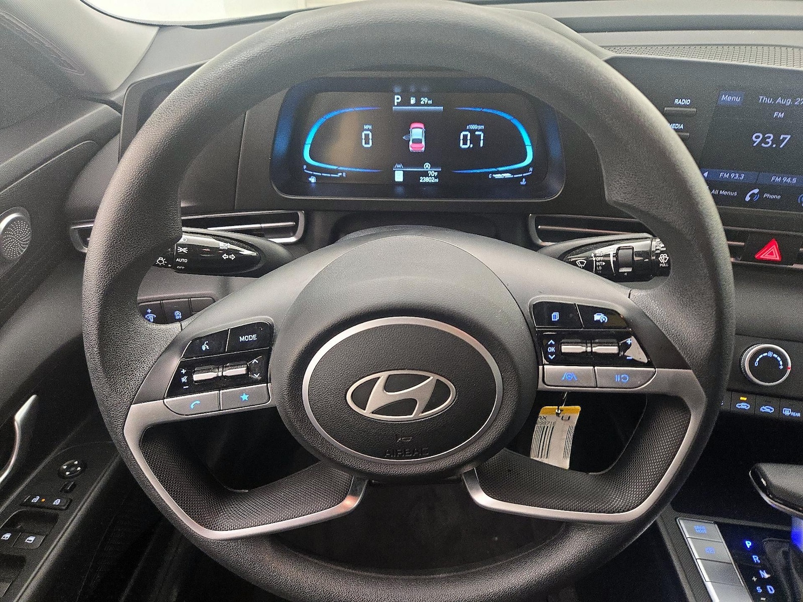 2026 Hyundai Elantra SE - Photo 11