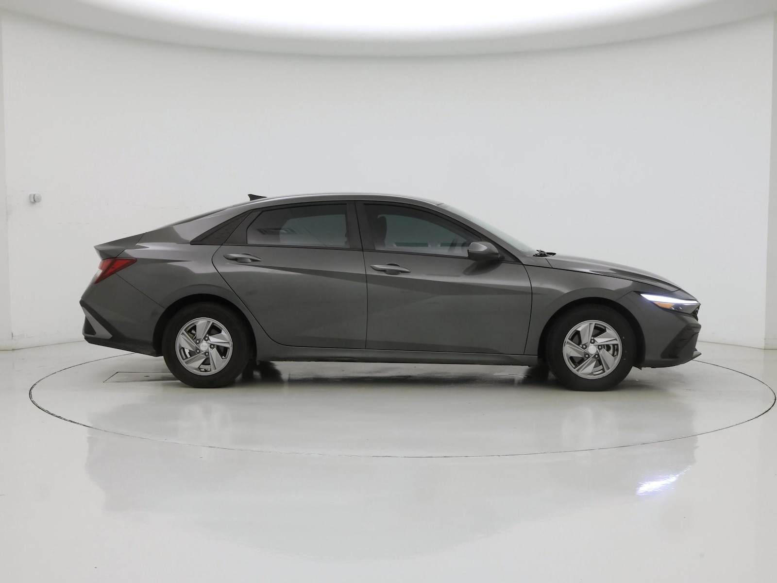 2026 Hyundai Elantra SE - Photo 8