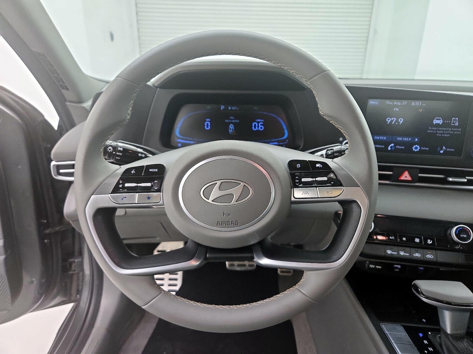 2026 Hyundai Elantra SEL Sport - Photo 11