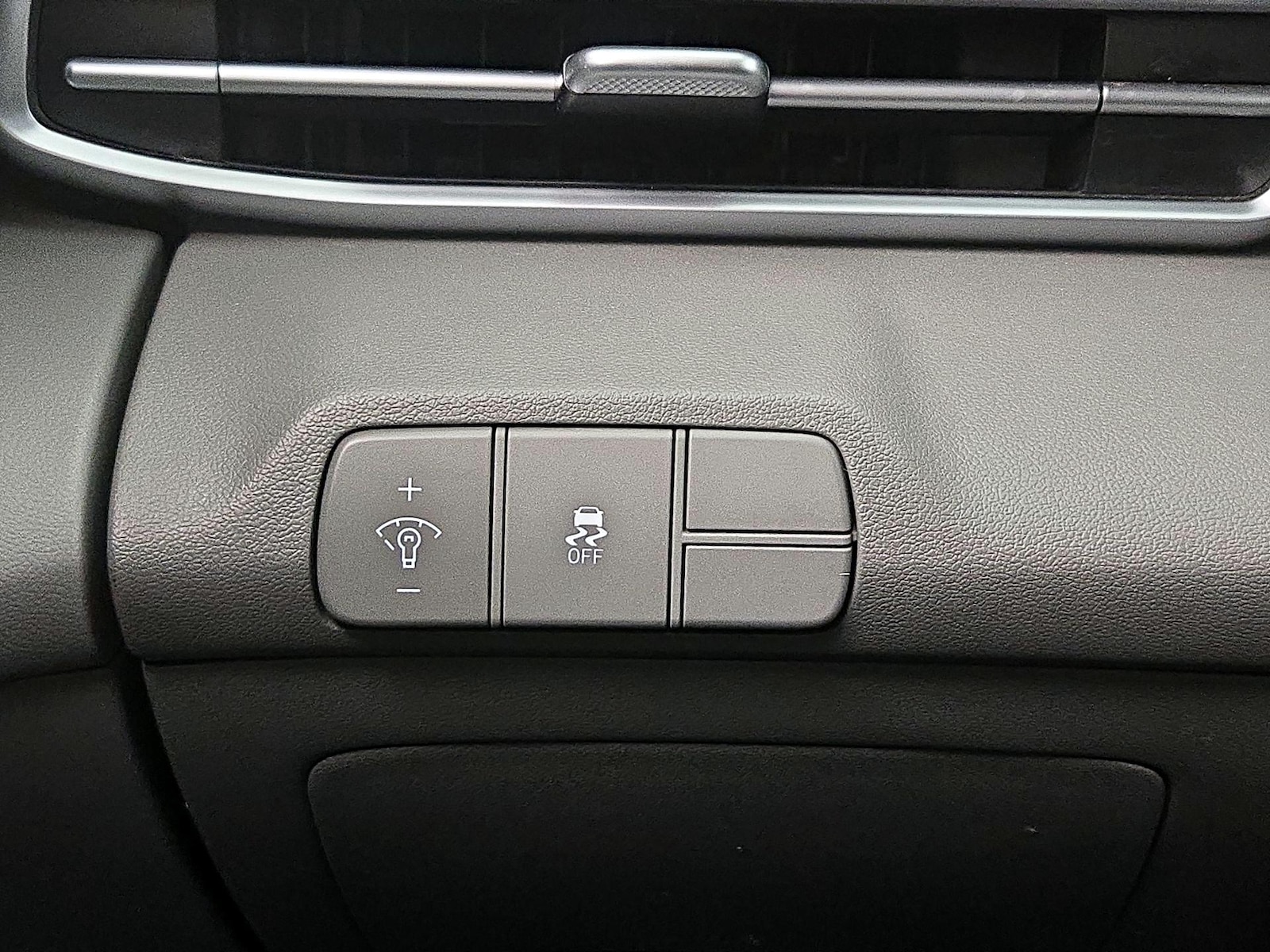 2026 Hyundai Elantra SEL Sport - Photo 14