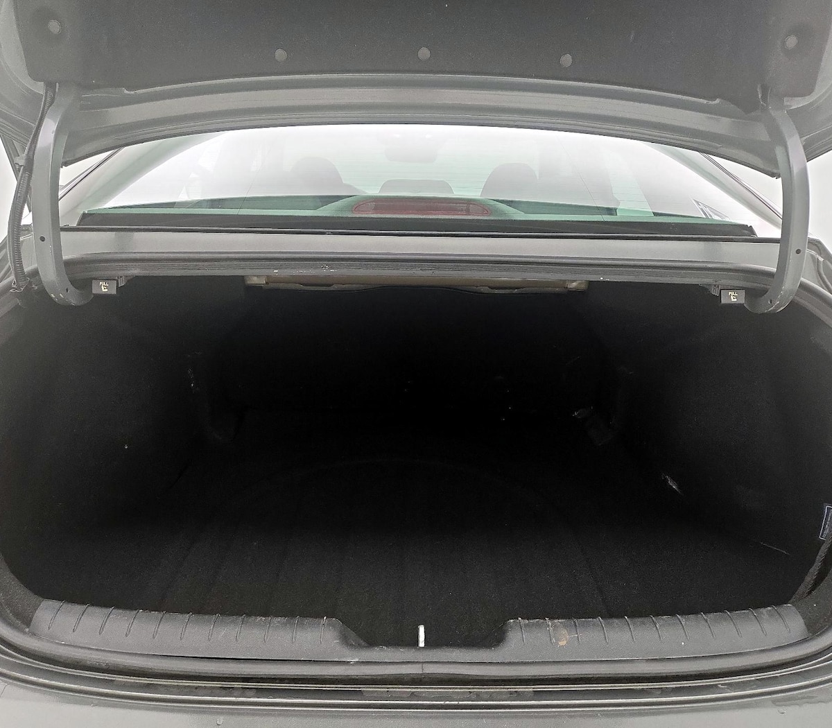 Trunk/Cargo (Seats Up)