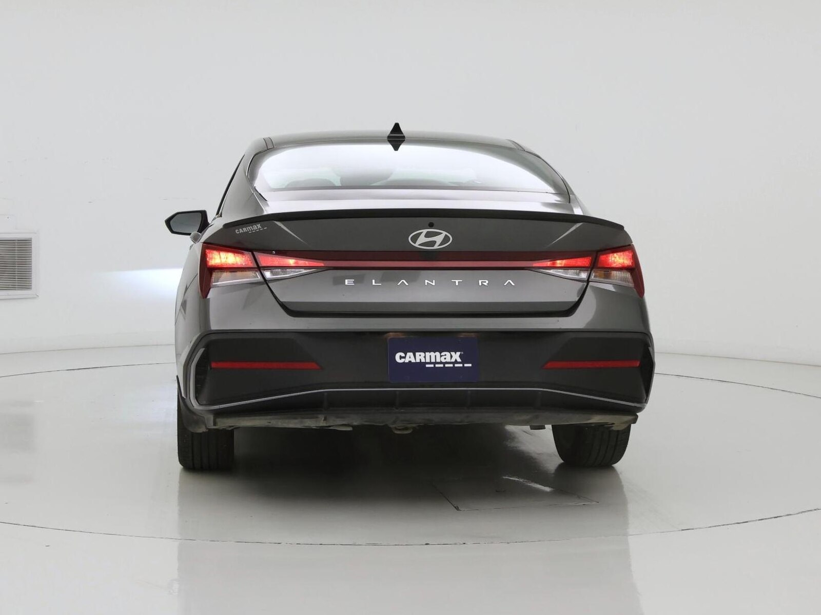 2026 Hyundai Elantra SEL Sport - Photo 7