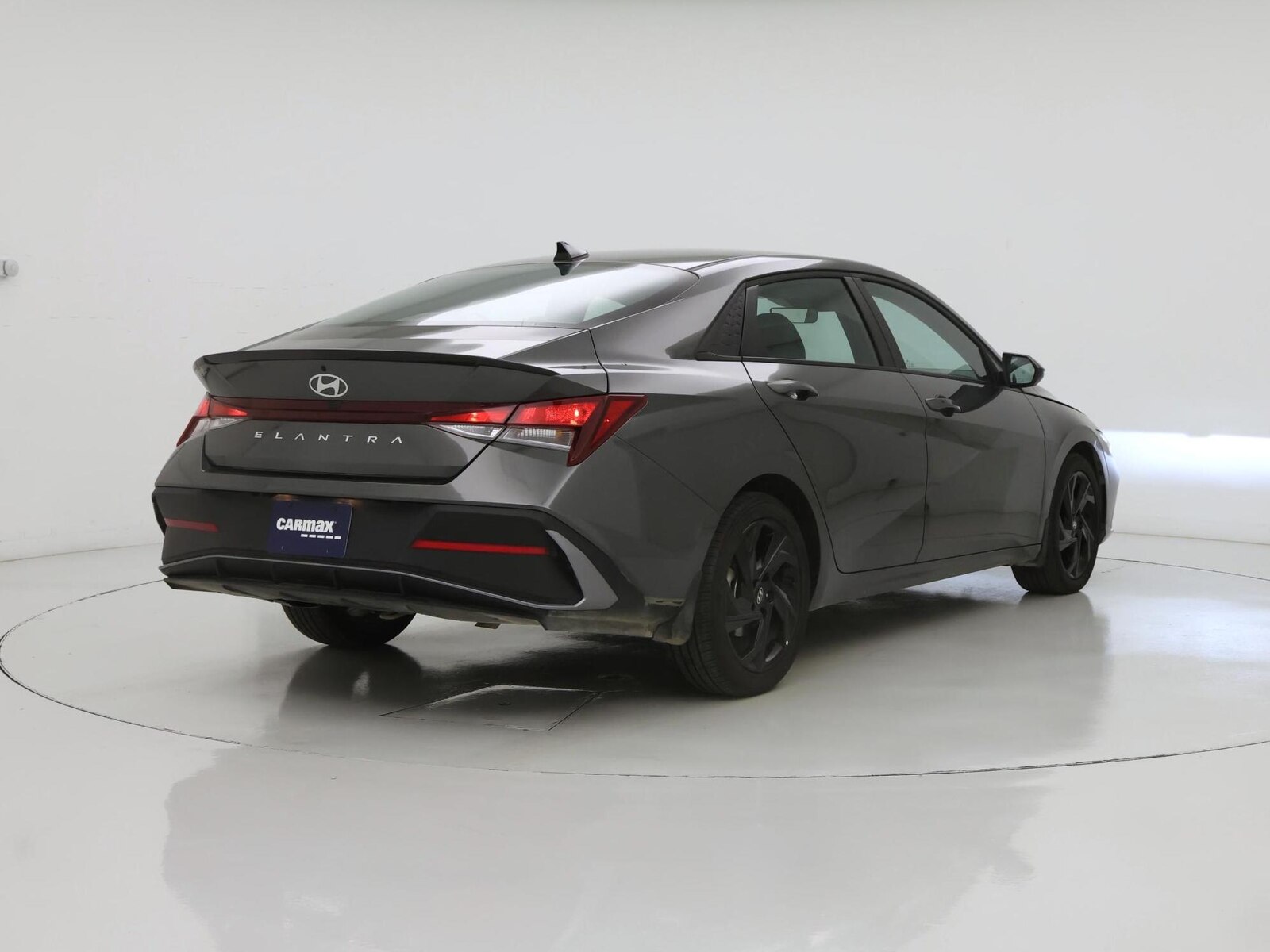 2026 Hyundai Elantra SEL Sport - Photo 9