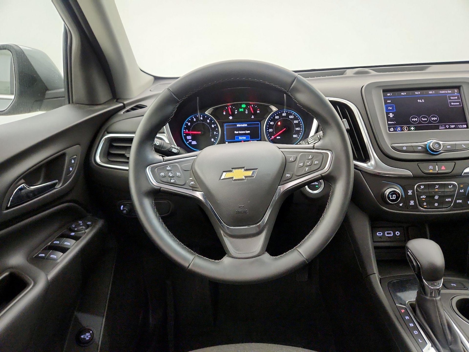 2024 Chevrolet Equinox LT - Photo 11