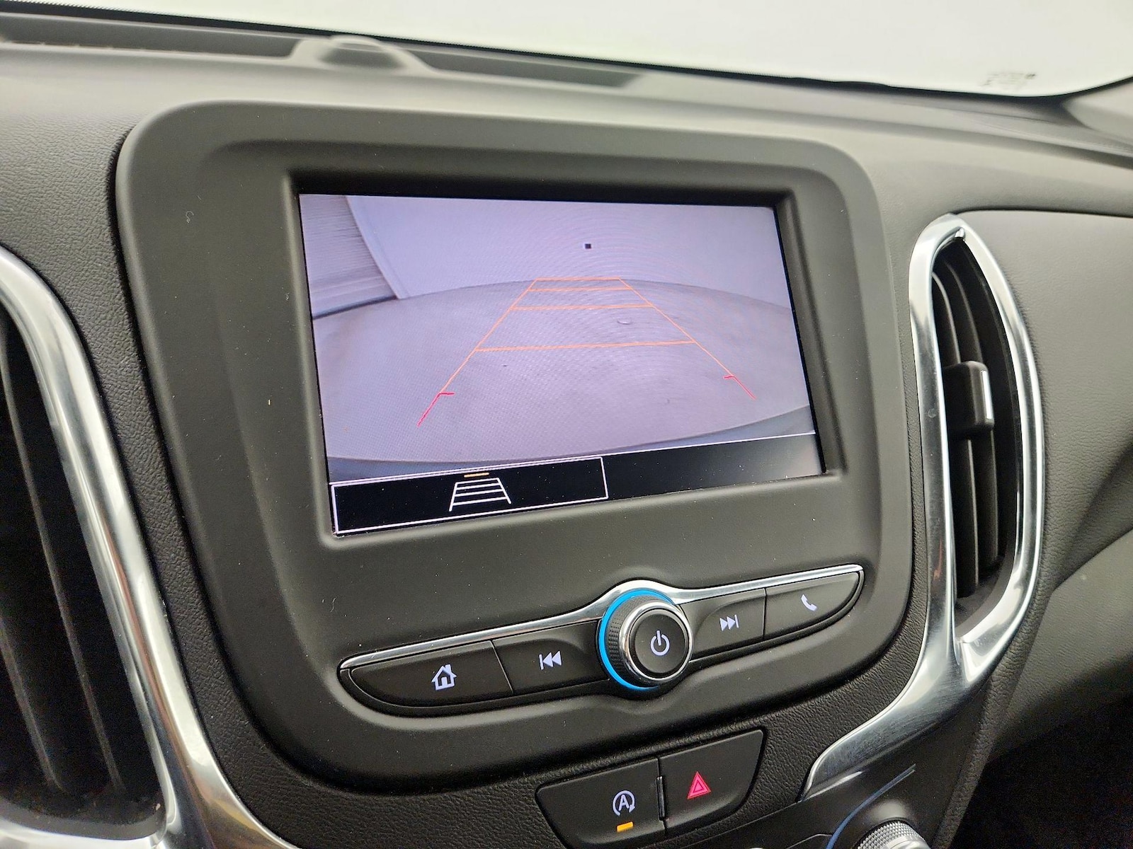 2024 Chevrolet Equinox LT - Photo 15