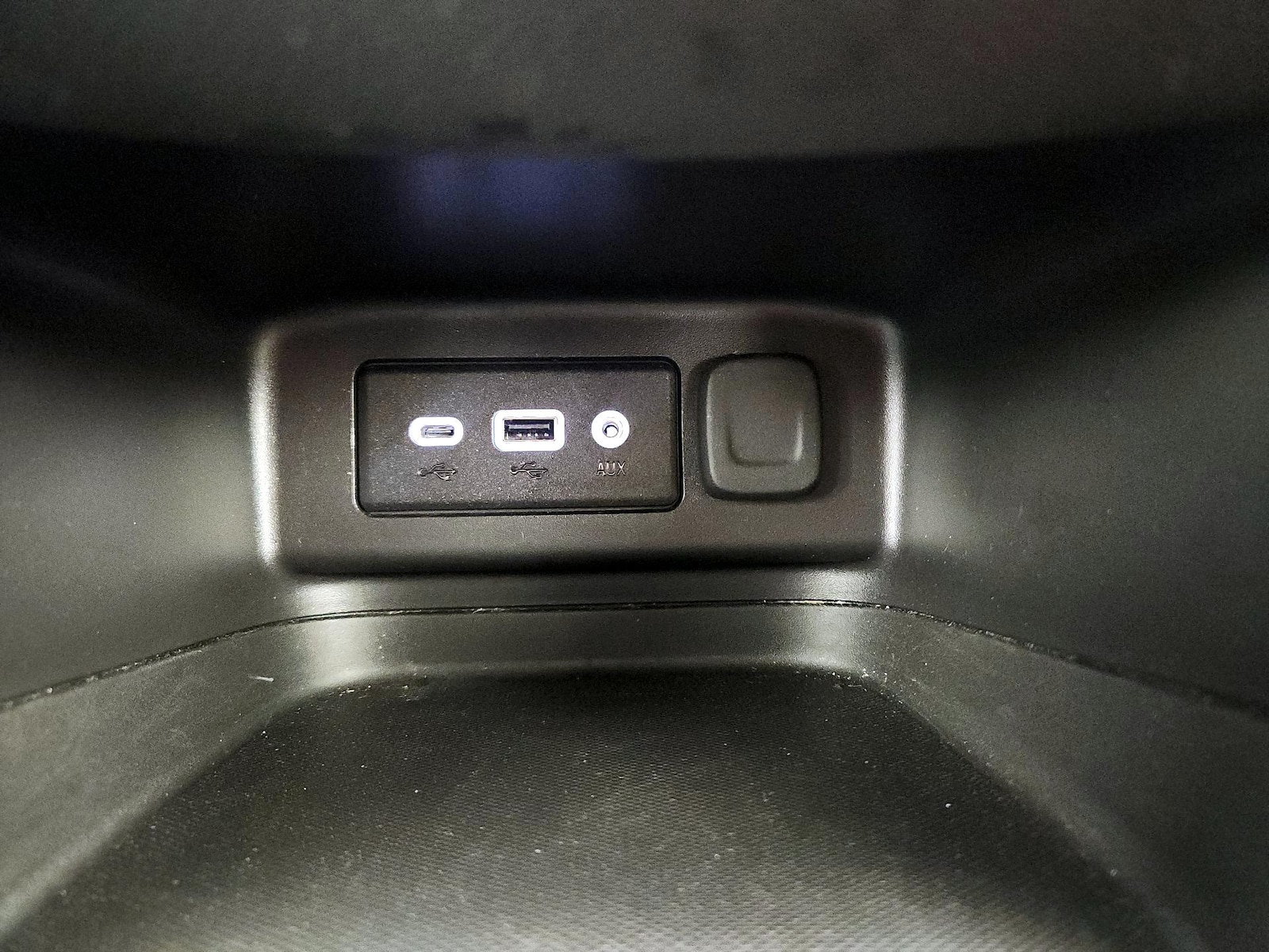 2024 Chevrolet Equinox LT - Photo 19