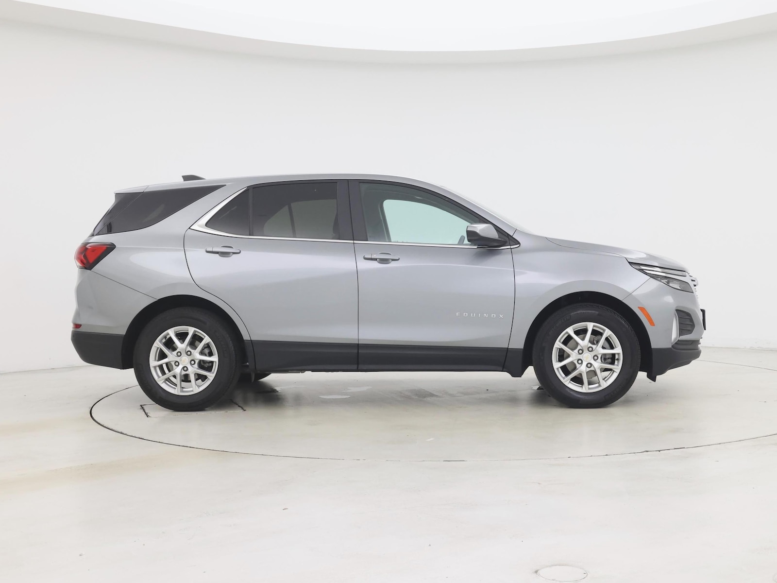 2024 Chevrolet Equinox LT - Photo 8