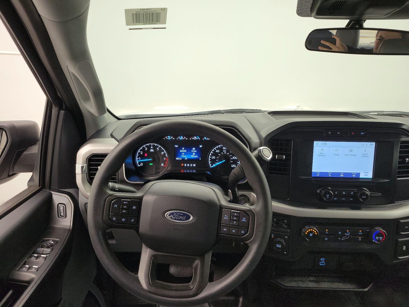 2022 Ford F-150 XL - Photo 11