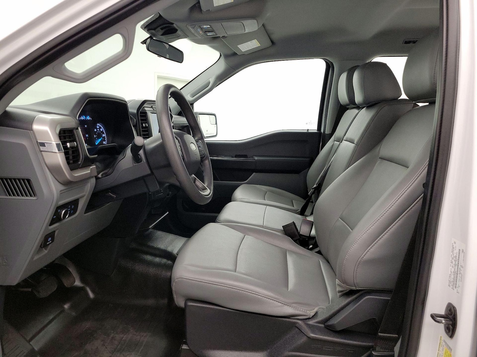 2022 Ford F-150 XL - Photo 12