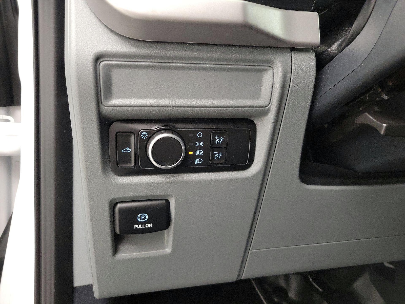 2022 Ford F-150 XL - Photo 14