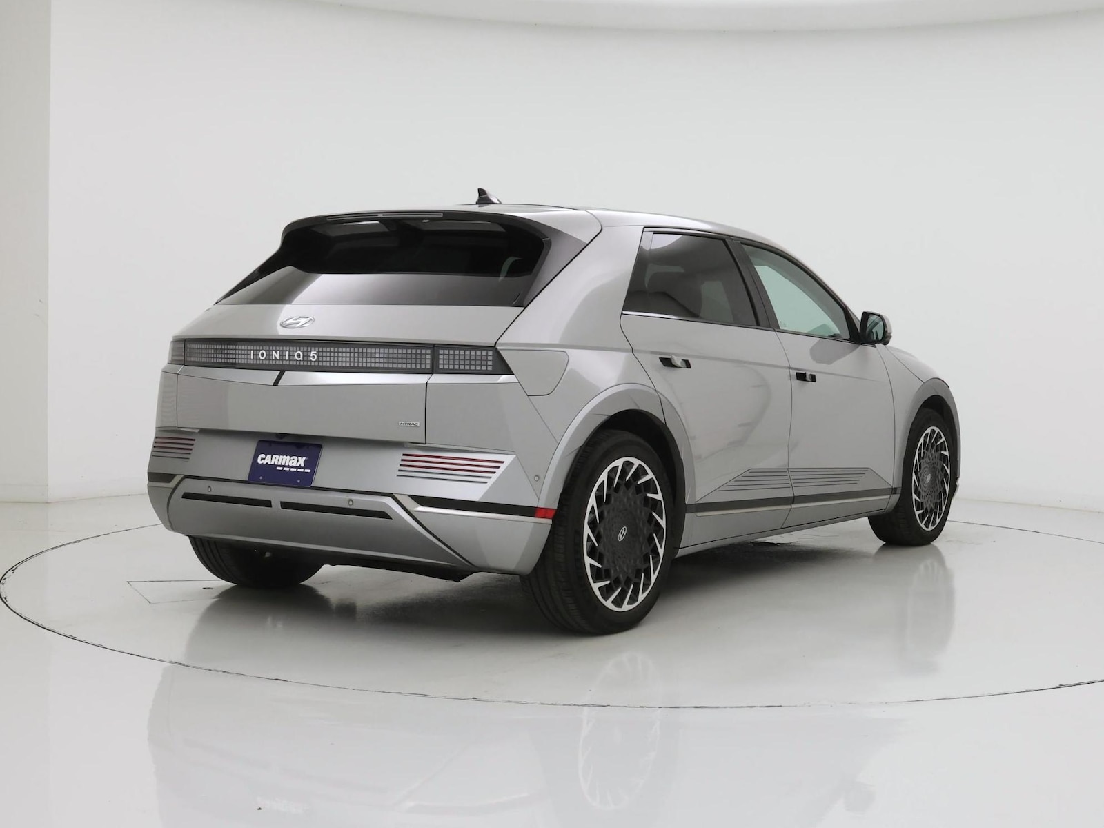 2024 Hyundai IONIQ 5 Limited - Photo 9