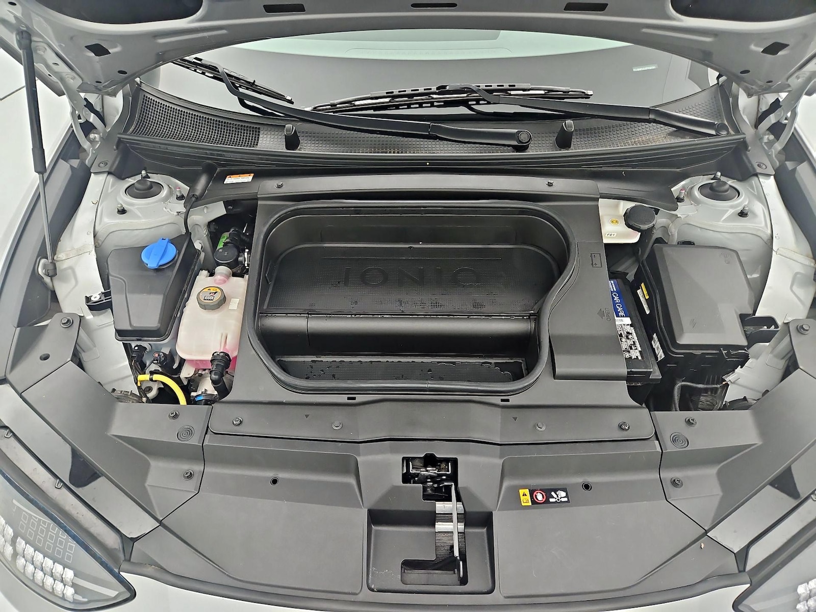 2023 Hyundai IONIQ 6 SEL - Photo 23