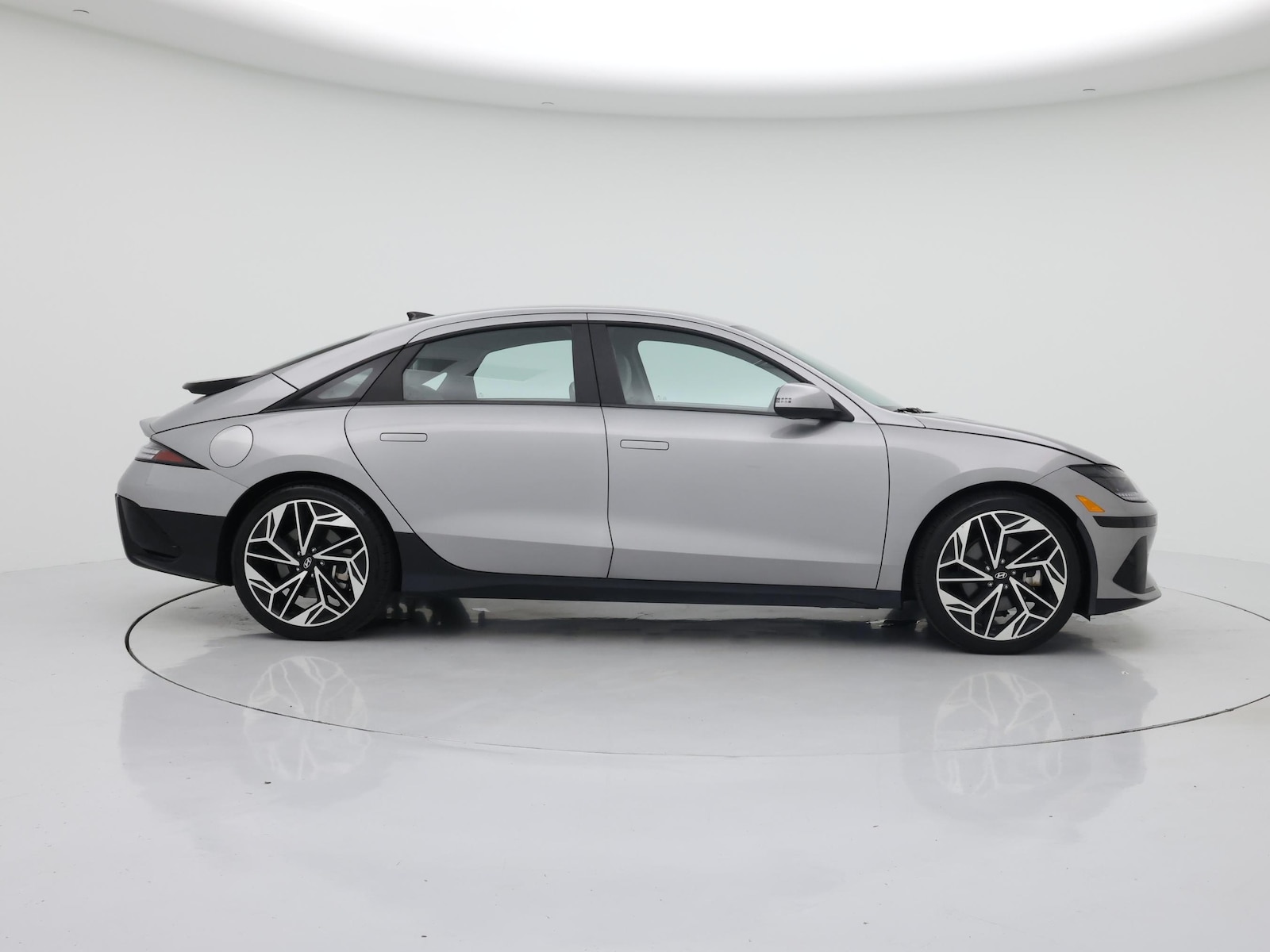 2023 Hyundai IONIQ 6 SEL - Photo 8