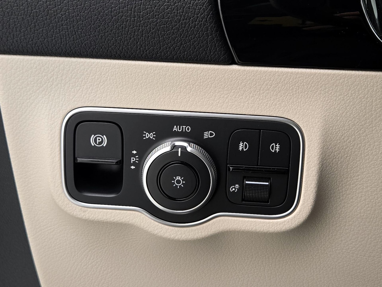 2025 Mercedes-Benz GLA GLA250 - Photo 14