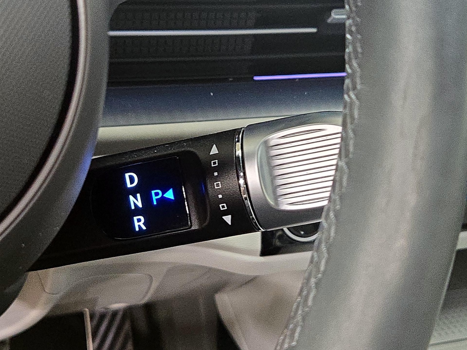 2024 Hyundai IONIQ 6 Limited - Photo 19