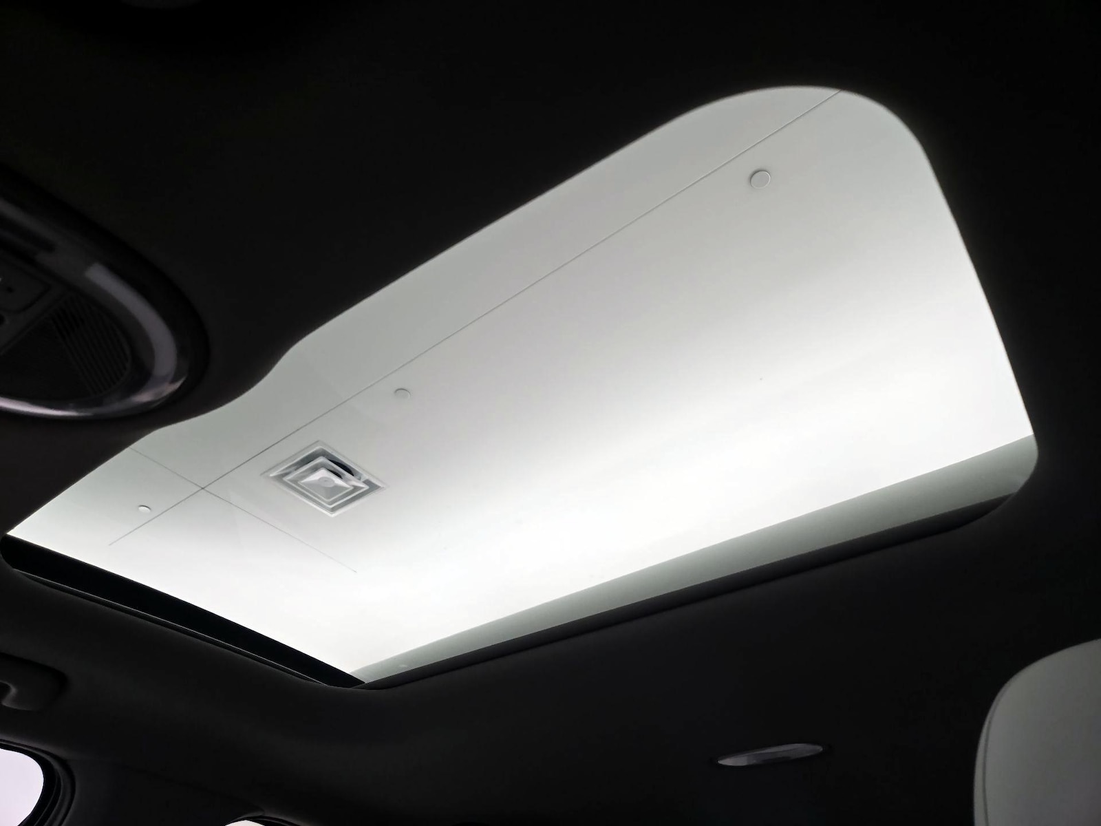 2024 Hyundai IONIQ 6 Limited - Photo 21