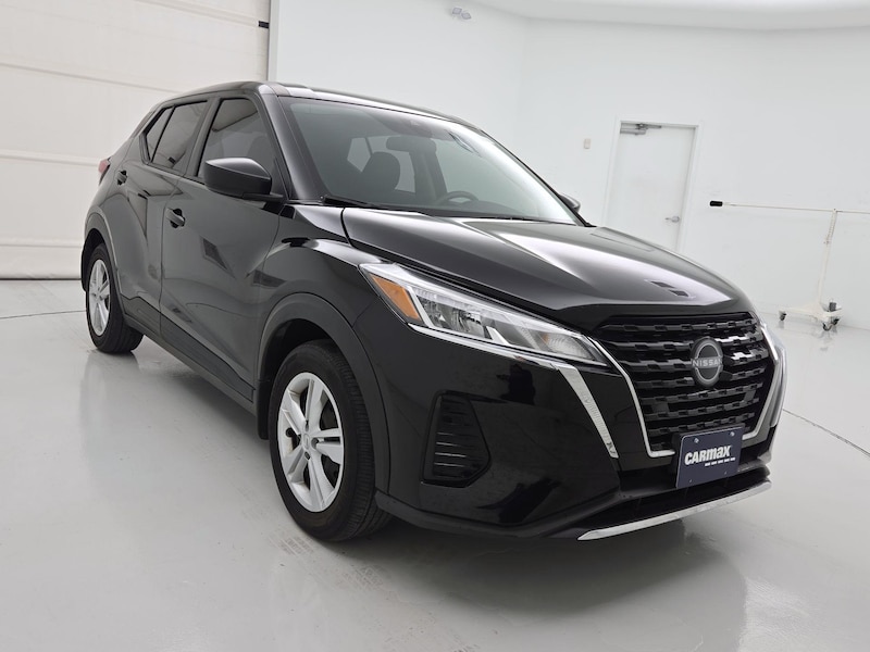 2023 Nissan Kicks S