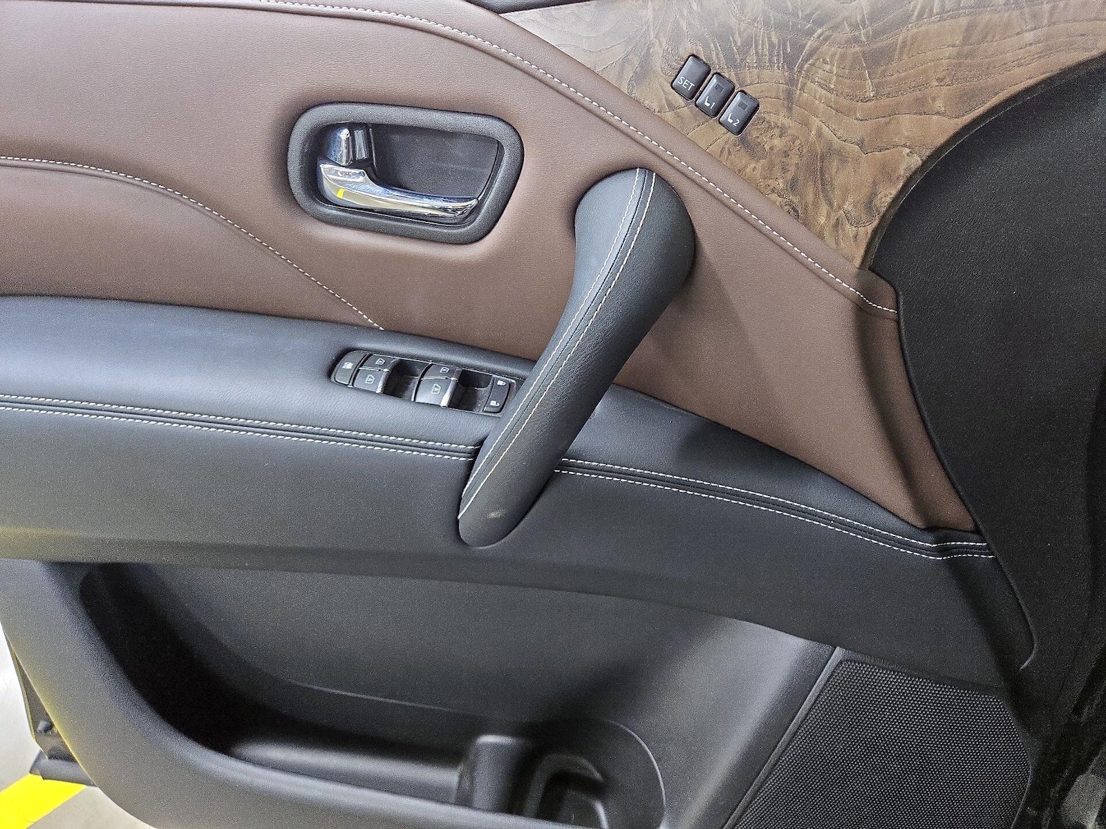 2023 INFINITI QX80 PREMIUM SELECT 4WD - Photo 13