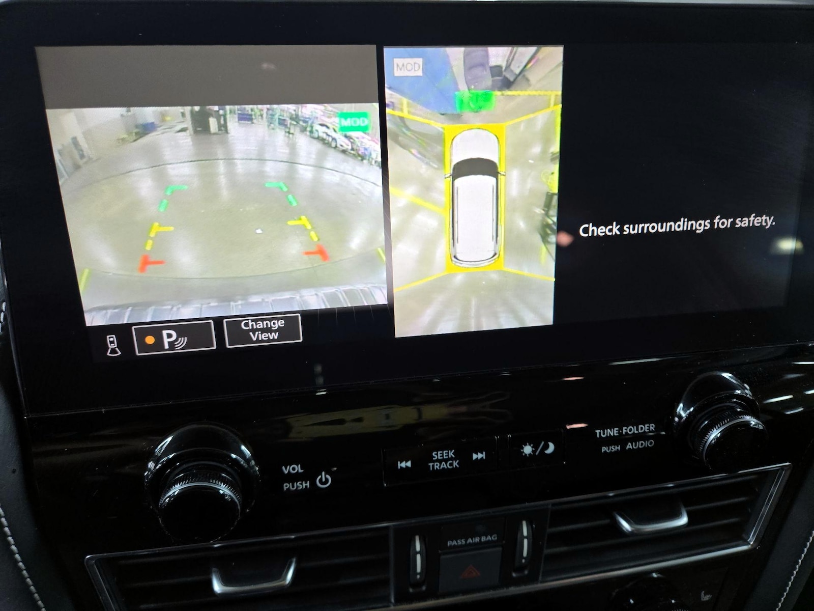 2023 INFINITI QX80 PREMIUM SELECT 4WD - Photo 16