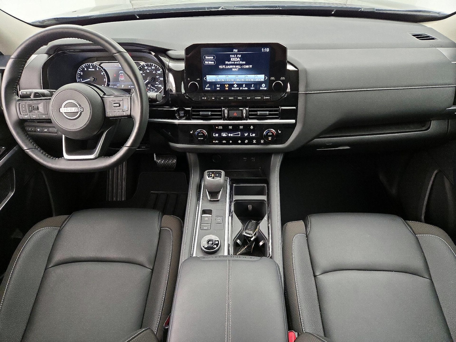 2025 Nissan Pathfinder SL - Photo 10