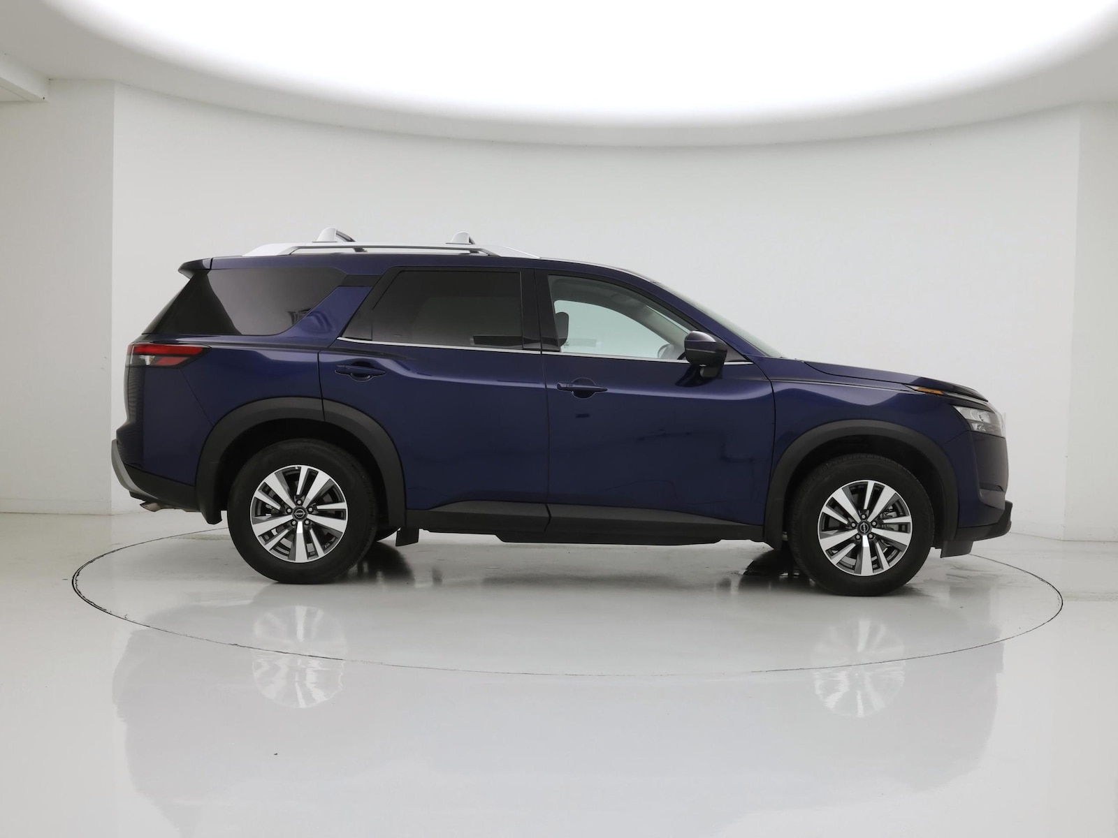 2025 Nissan Pathfinder SL - Photo 8