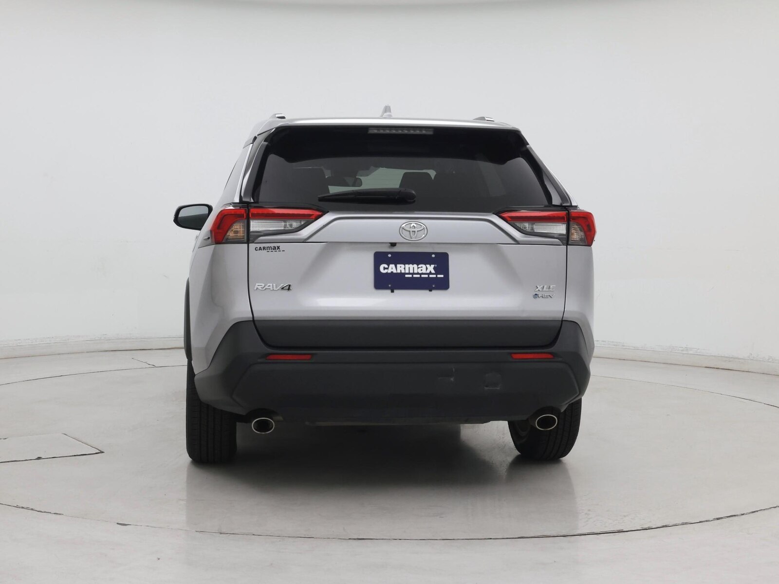 2025 Toyota RAV4 XLE - Photo 7