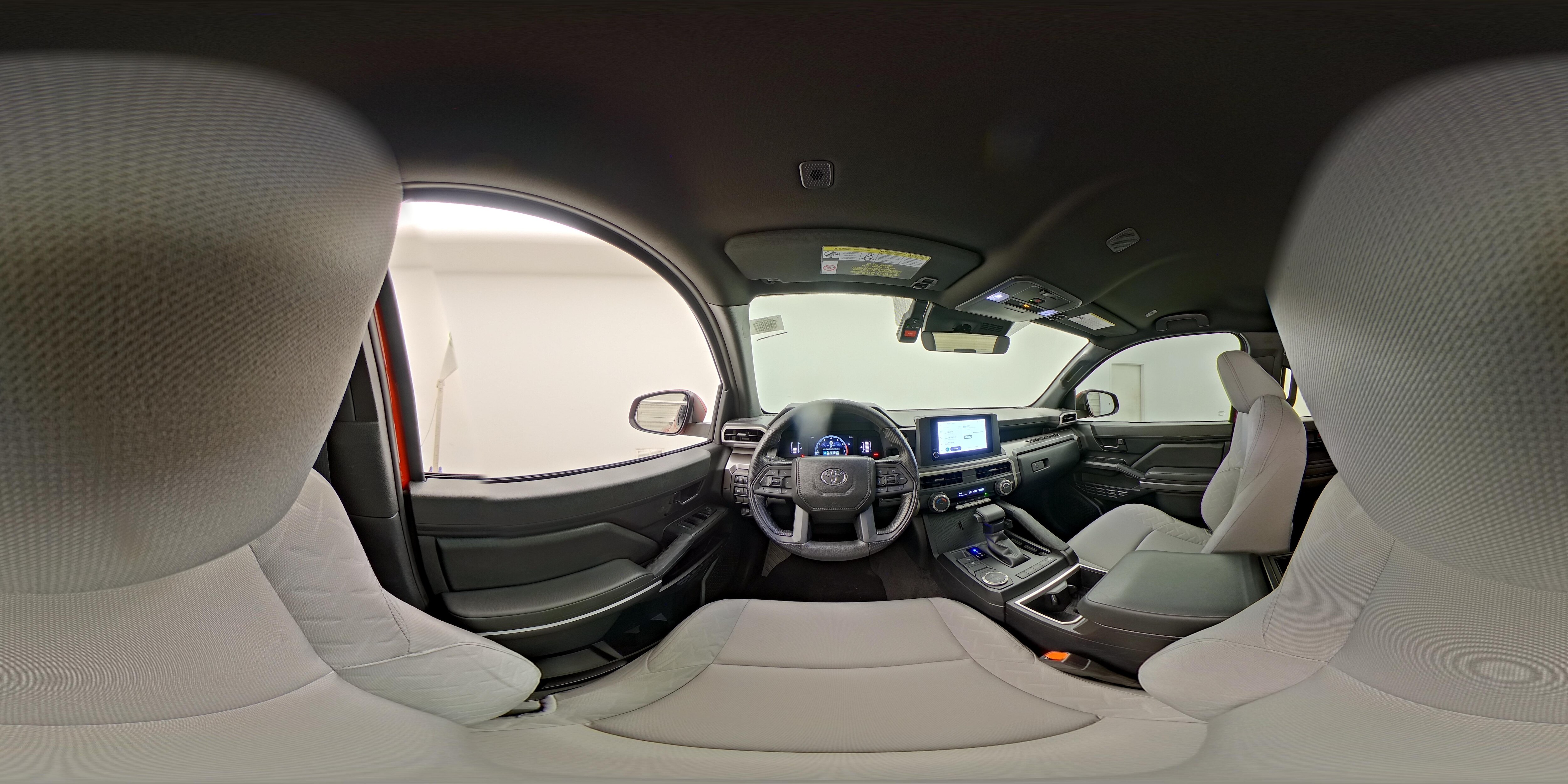 2025 Toyota Tacoma SR5 - Photo 26
