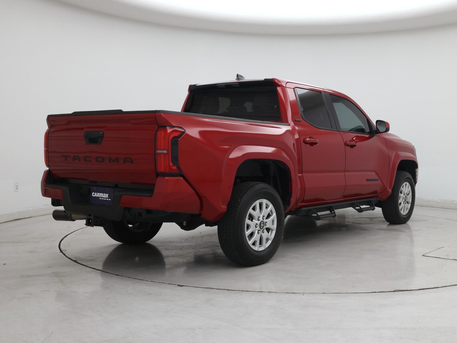 2025 Toyota Tacoma SR5 - Photo 9
