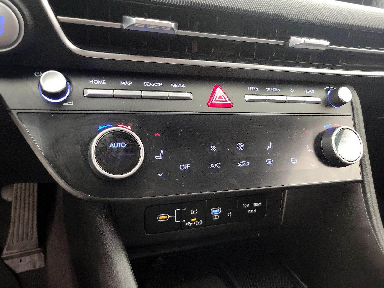 2024 Hyundai Sonata SEL - Photo 18