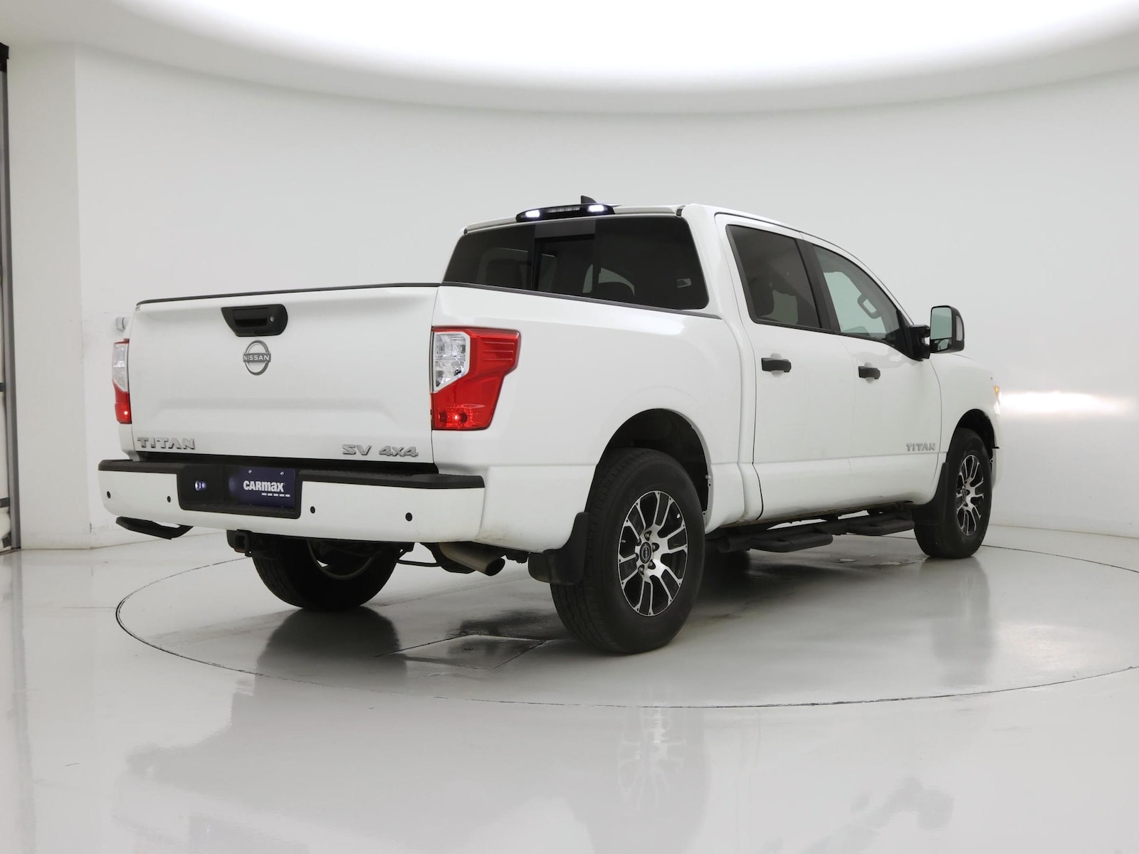 2024 Nissan Titan SV - Photo 9
