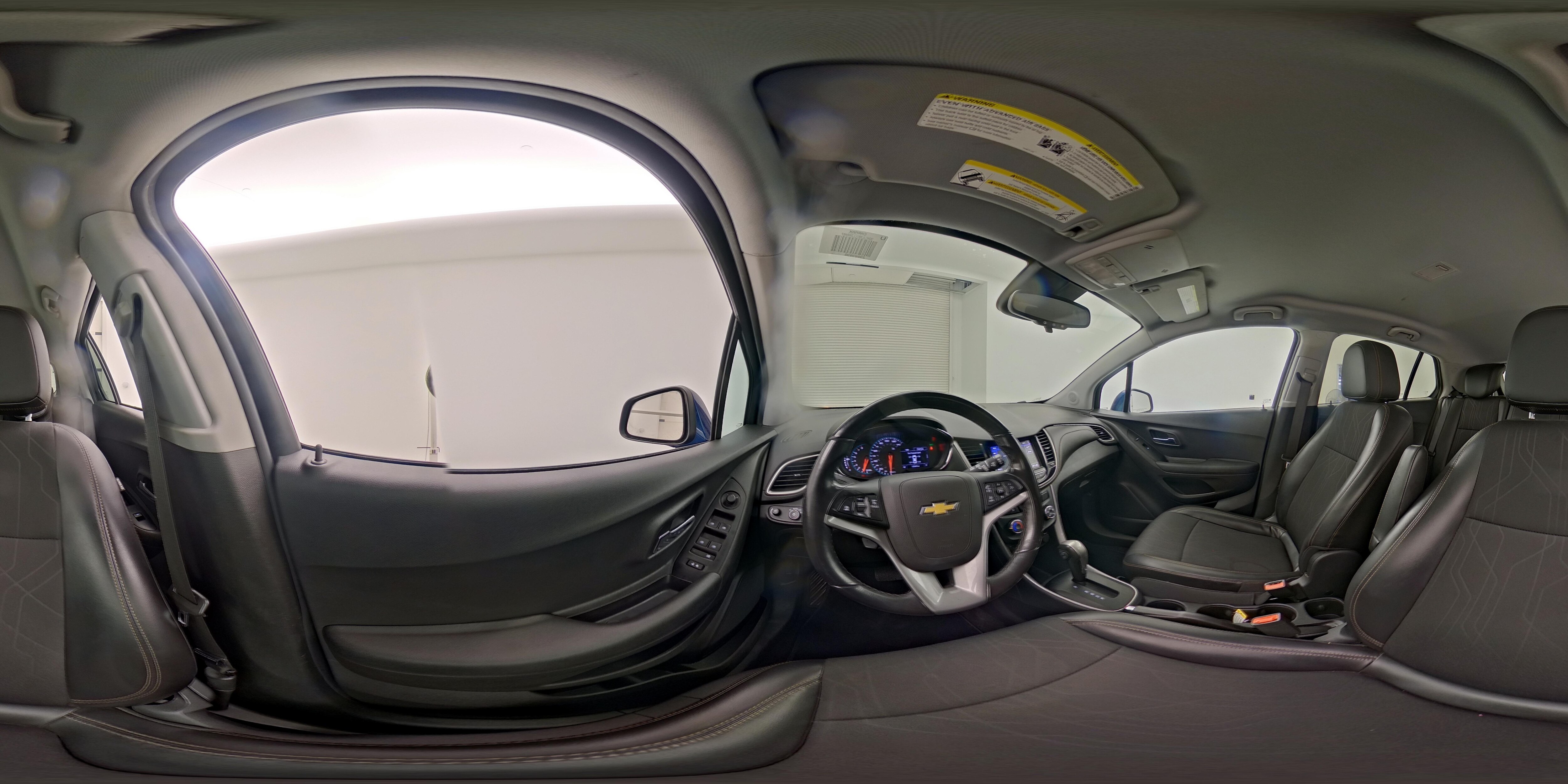 2020 Chevrolet Trax LT - Photo 26