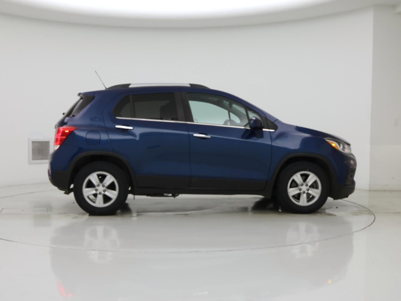 2020 Chevrolet Trax LT - Photo 8