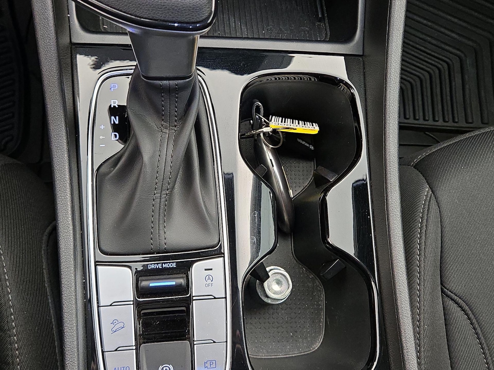 2025 Hyundai Tucson SEL - Photo 18